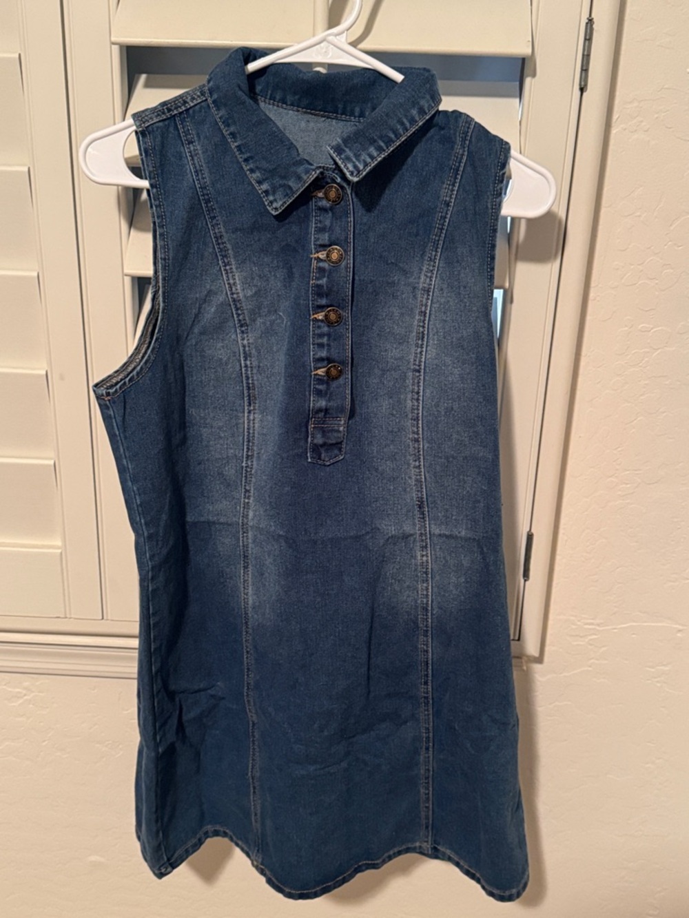 Sleeveless Denim Button-Front Dress - Blue